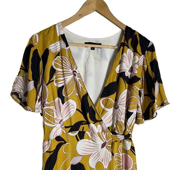 Slate & Willow Mod Daisy Floral Print Flutter Sleeve Wrap Midi Dress Size S - Picture 4 of 13